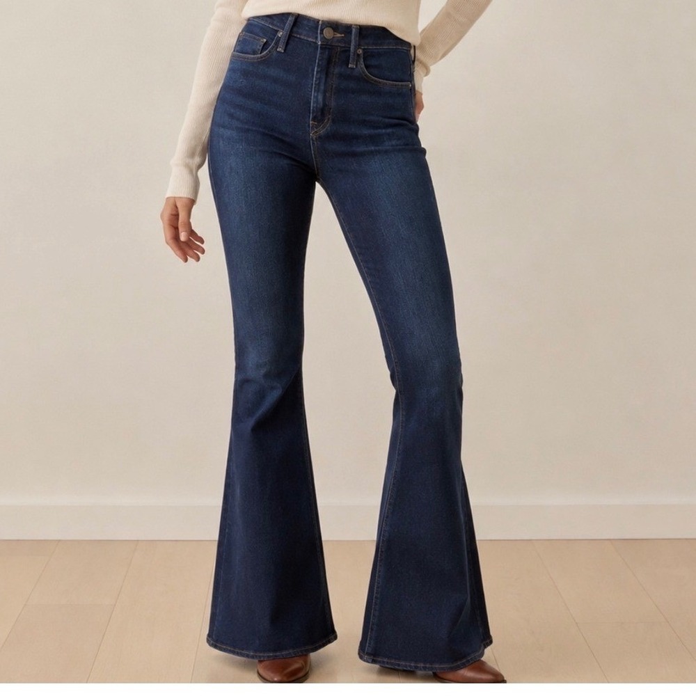 True Religion Caia Flare Ultra High Rise‎ Jeans Dark Wash Denim Size 26 Womens